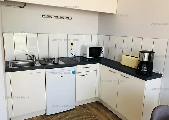 Renove A 200m De La - Parking Prive - Fr-1-433-37 * 阿卡雄