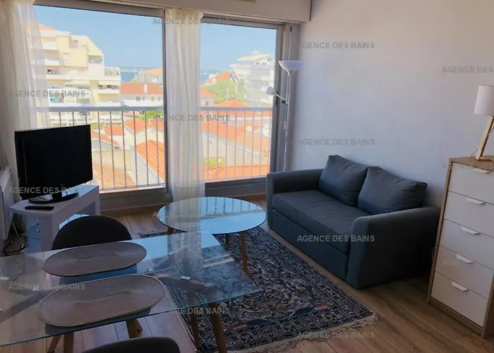 Renove A 200m De La - Parking Prive - Fr-1-433-37